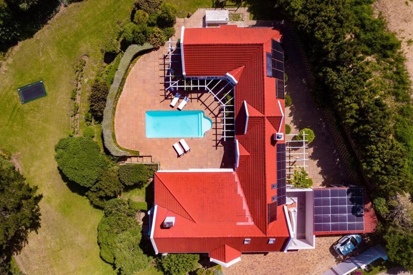 Sublime Five Bed In Glorious Setting Cape Town