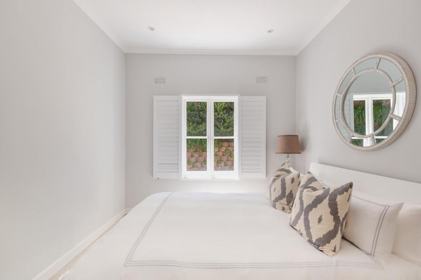 Sublime Five Bed In Glorious Setting Holiday home Cape Town