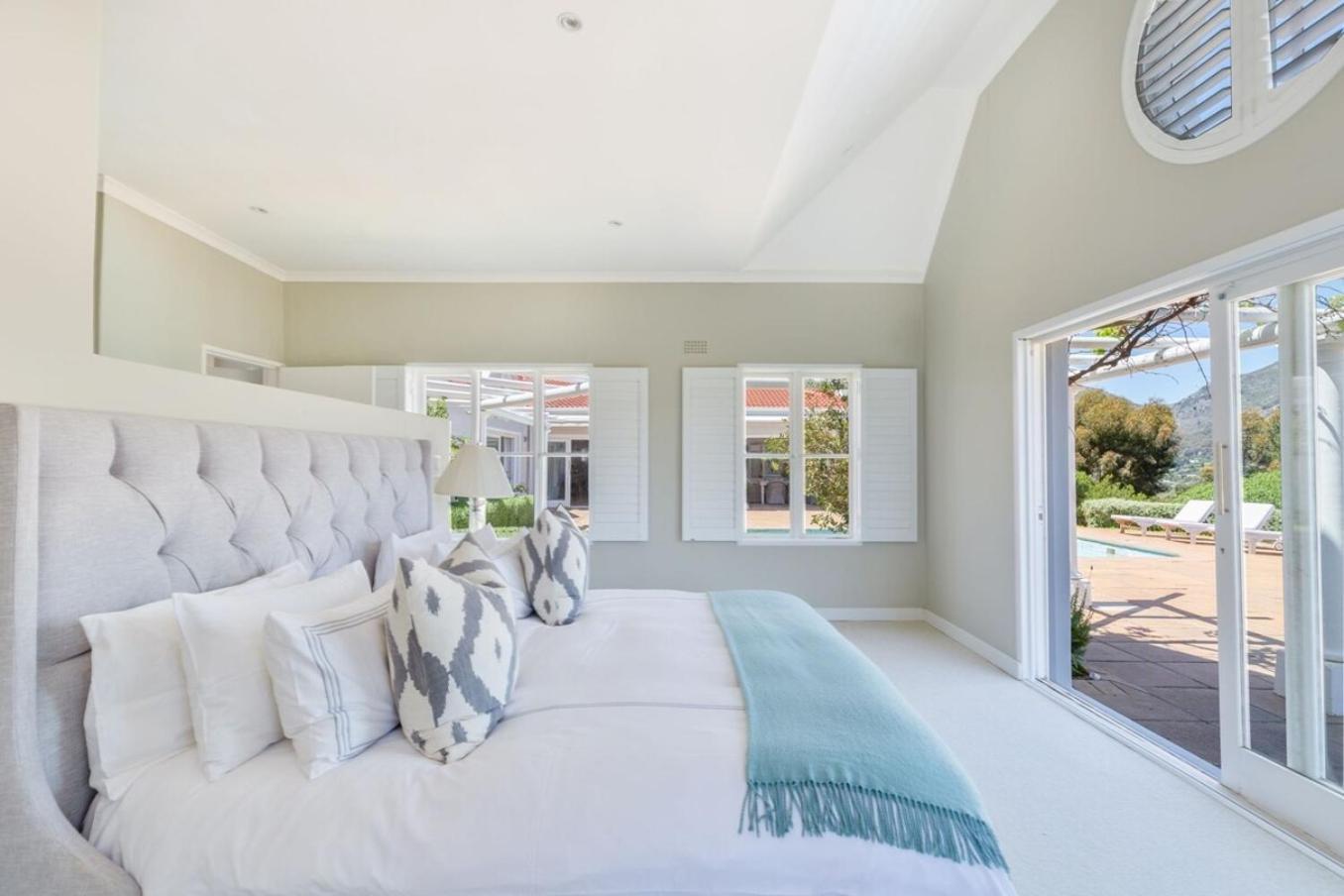 Sublime Five Bed In Glorious Setting