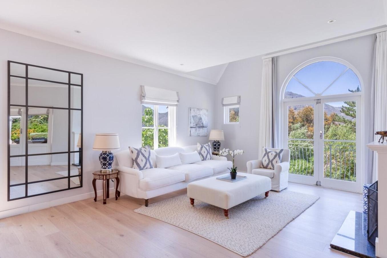Holiday home Sublime Five Bed In Glorious Setting Cape Town