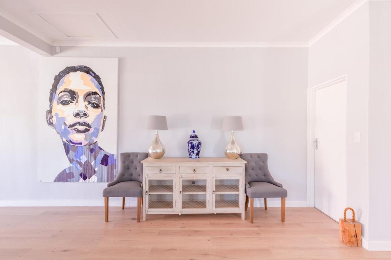 Sublime Five Bed In Glorious Setting Cape Town