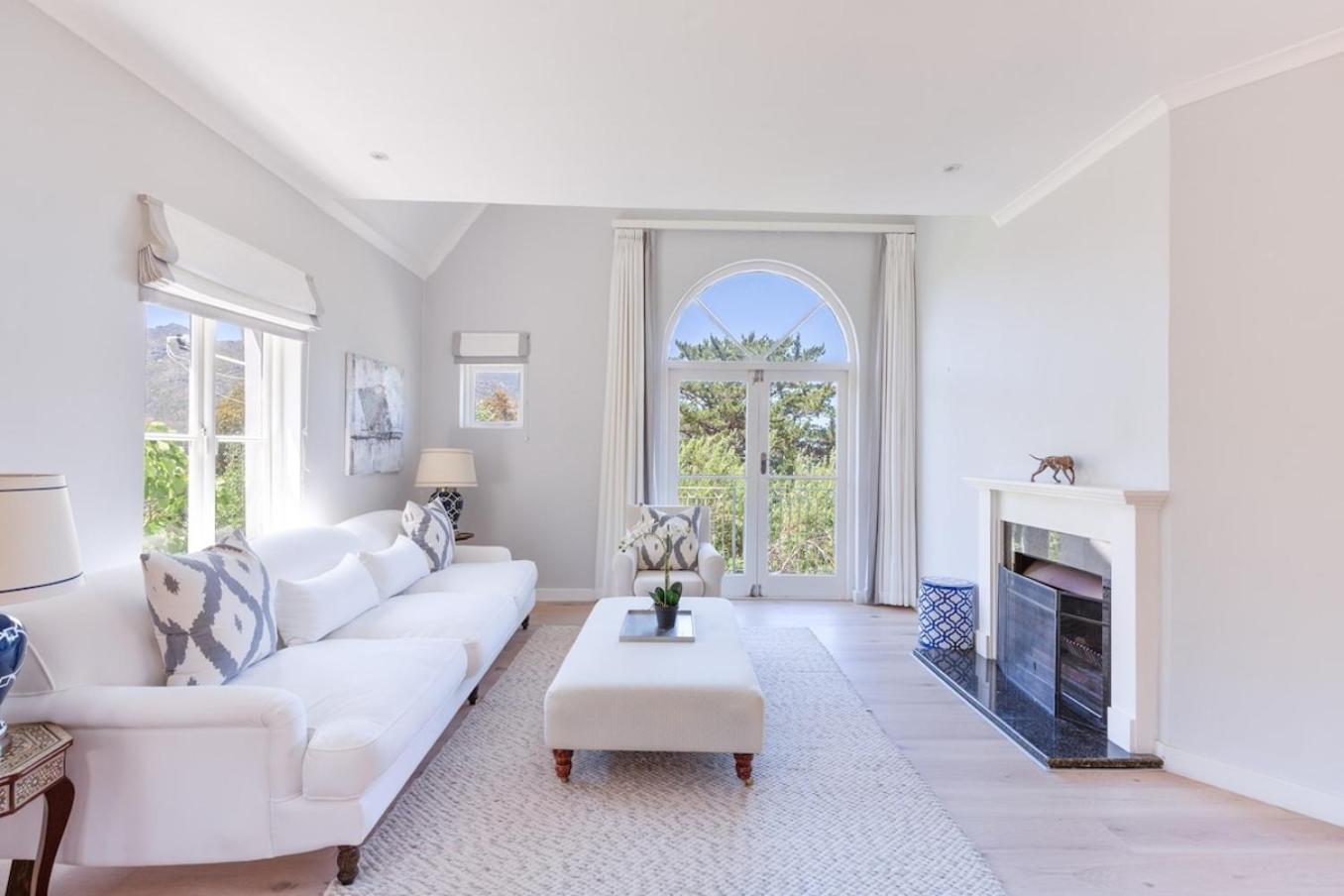 Sublime Five Bed In Glorious Setting Holiday home *